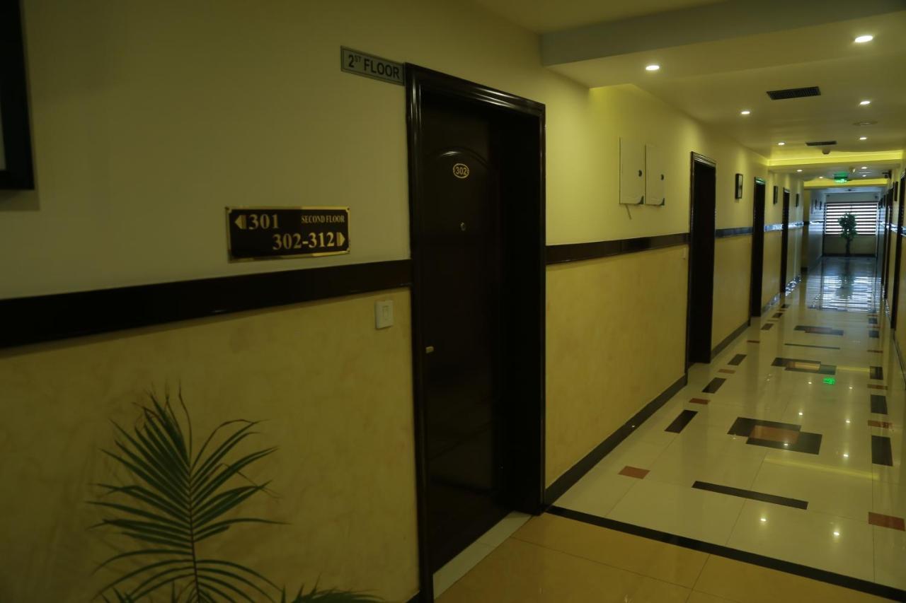 Hotel Jyothis Regency Палакад Екстериор снимка
